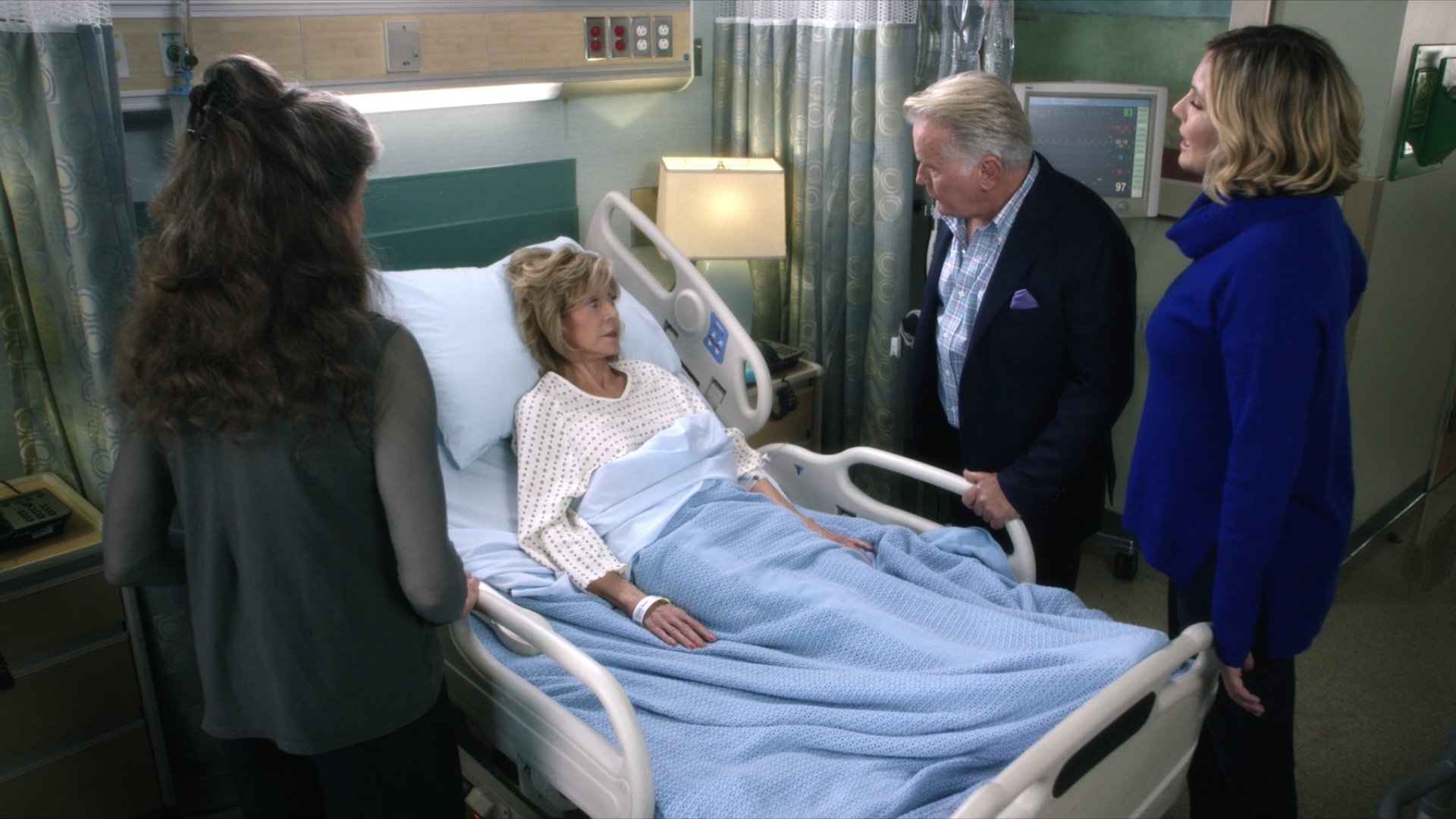 Grace and Frankie 2015  [S01E05] - The Fall