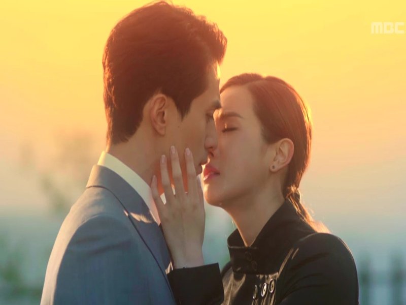 Hotel King 2014  [S01E09] - Episode 9