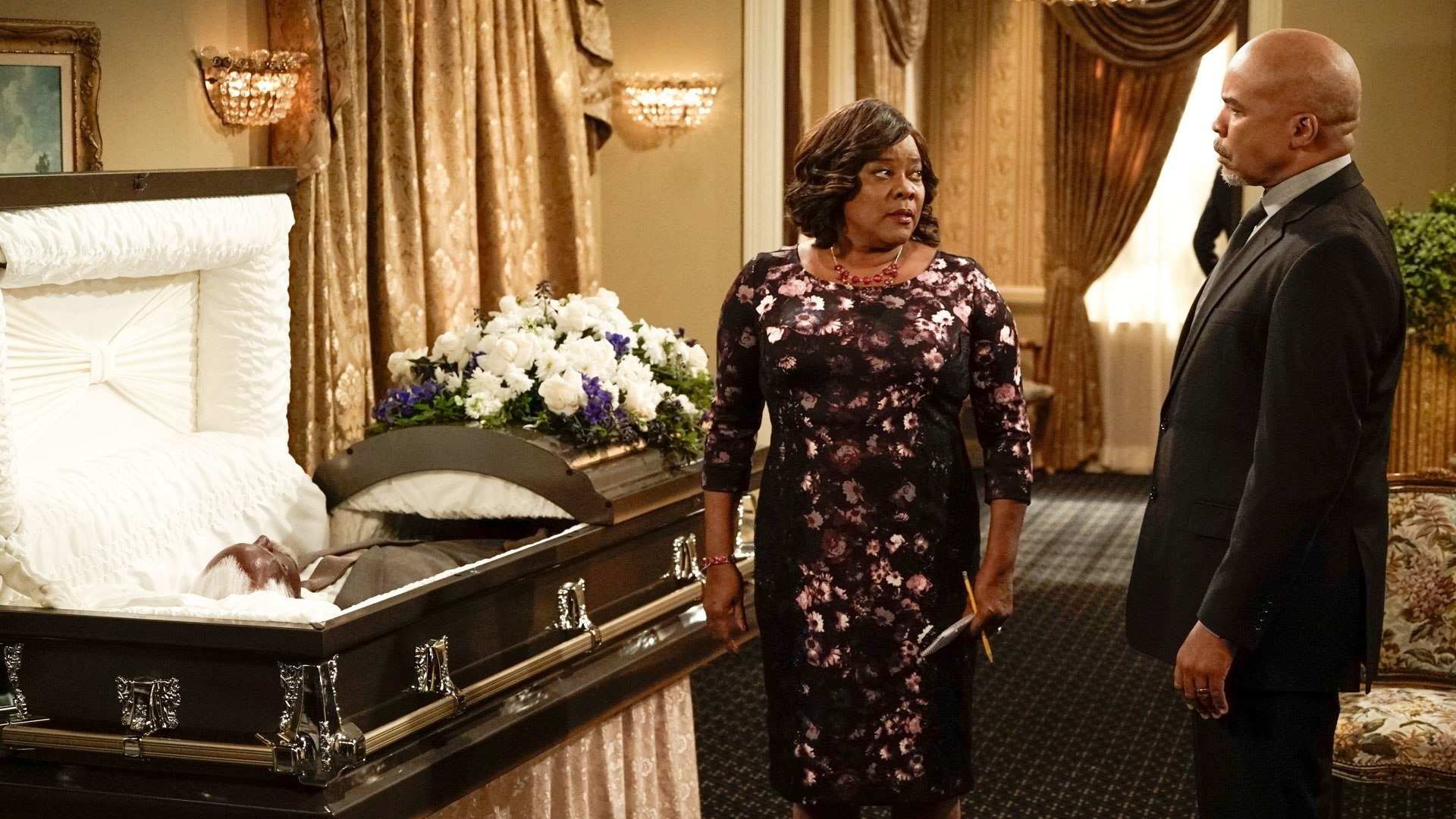 The Carmichael Show 2016  [S02E03] - The Funeral