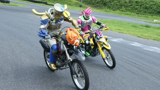 Kamen Rider Ex-Aid 2016  [S01E04] - Episode 4