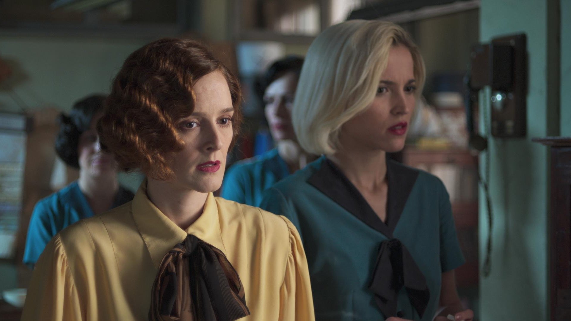 Cable Girls 2018  [S03E03] - Chapter 19: Truth