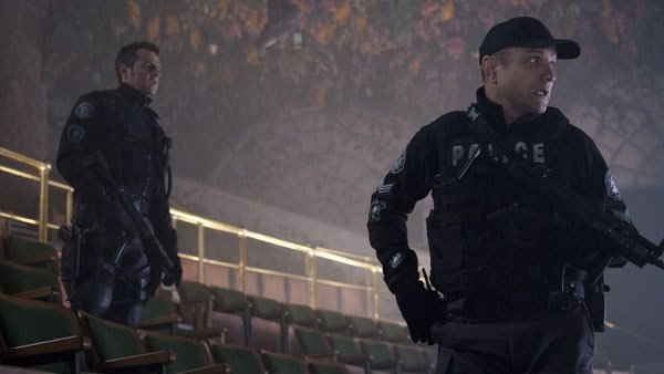 Flashpoint 2012  [S05E05] - Sons of The Father