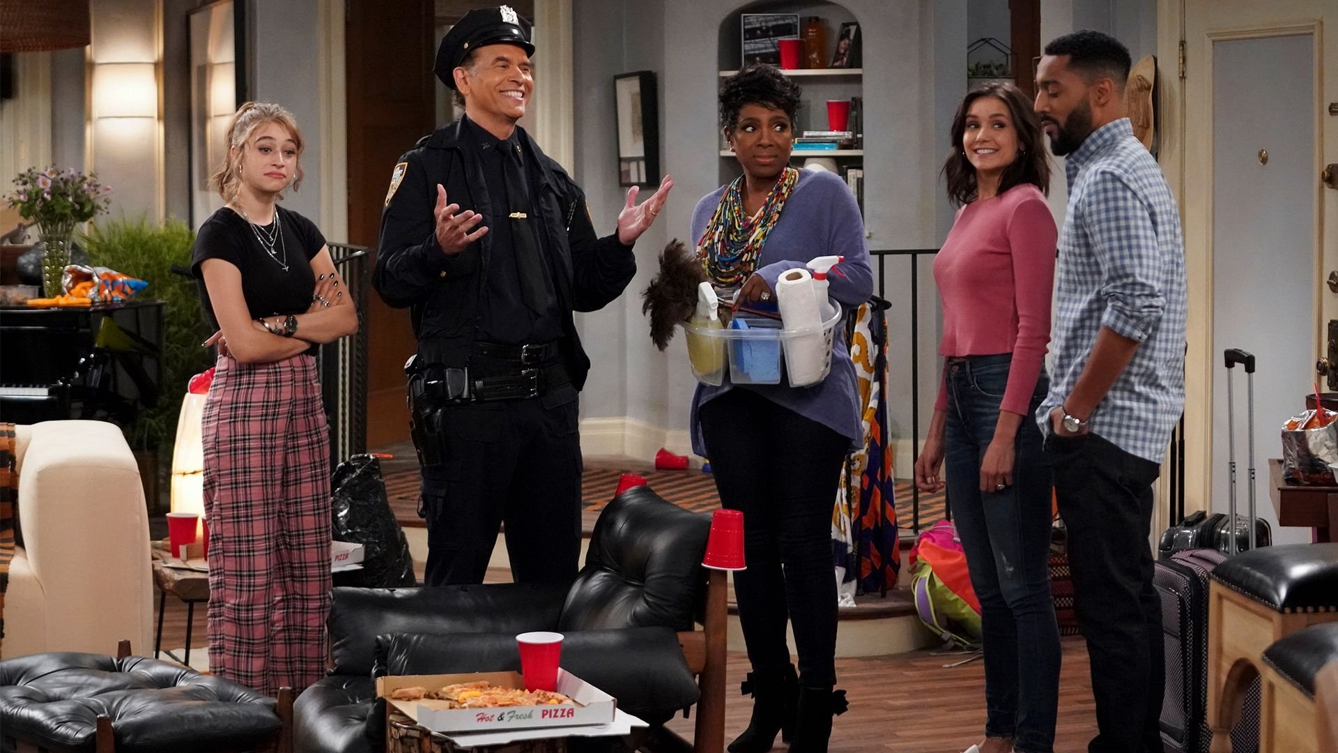 Fam 2019  [S01E09] - Ocean View