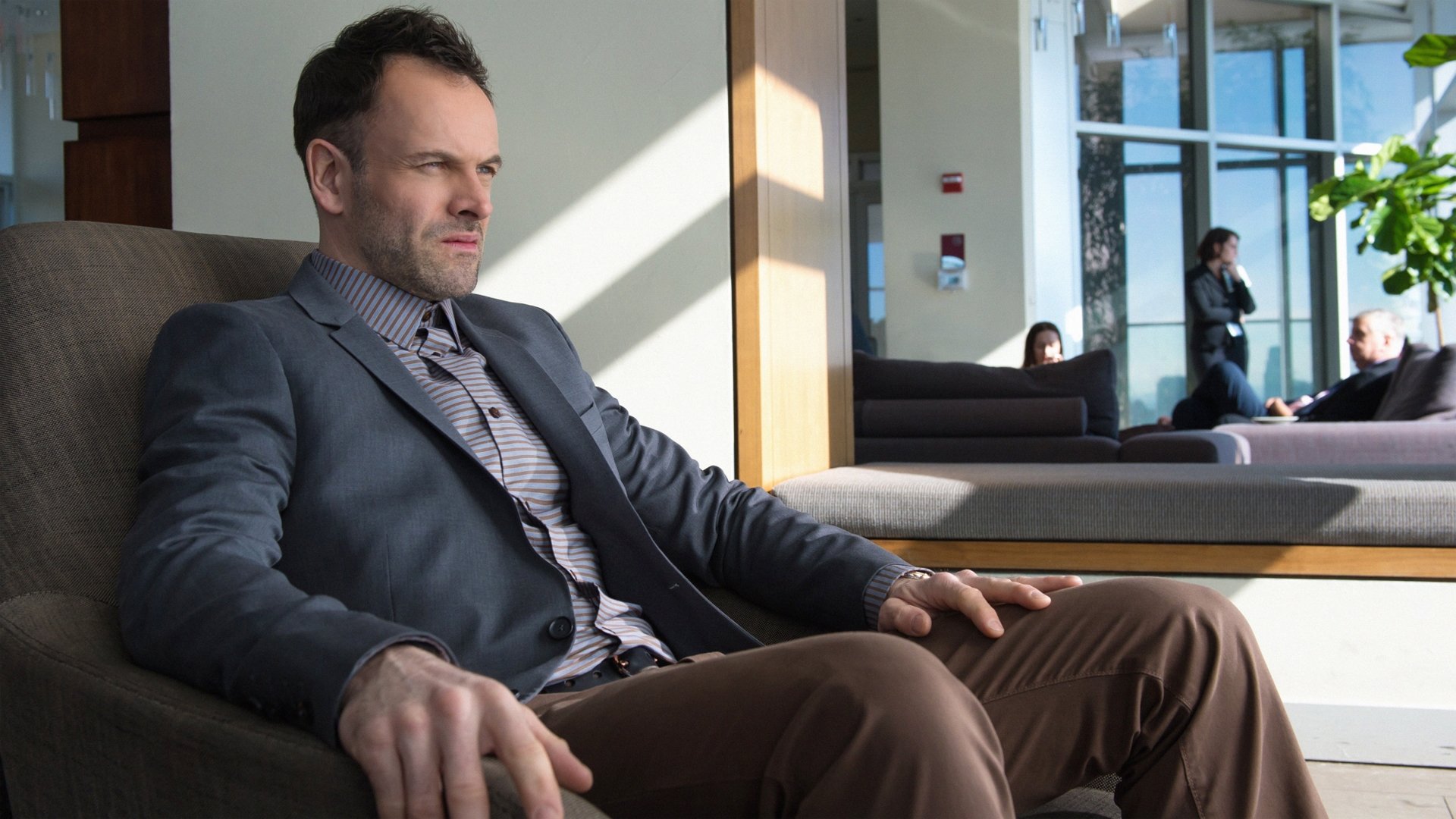 Elementary 2014  [S03E18] - The View from Olympus