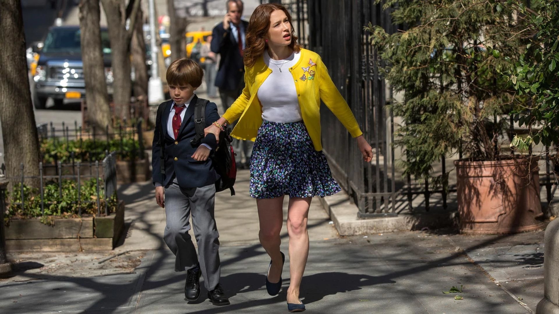 Unbreakable Kimmy Schmidt 2015  [S01E02] - Kimmy Gets a Job!