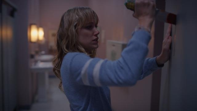 The Stranger 2020  [S01E04] - 10:00 PM
