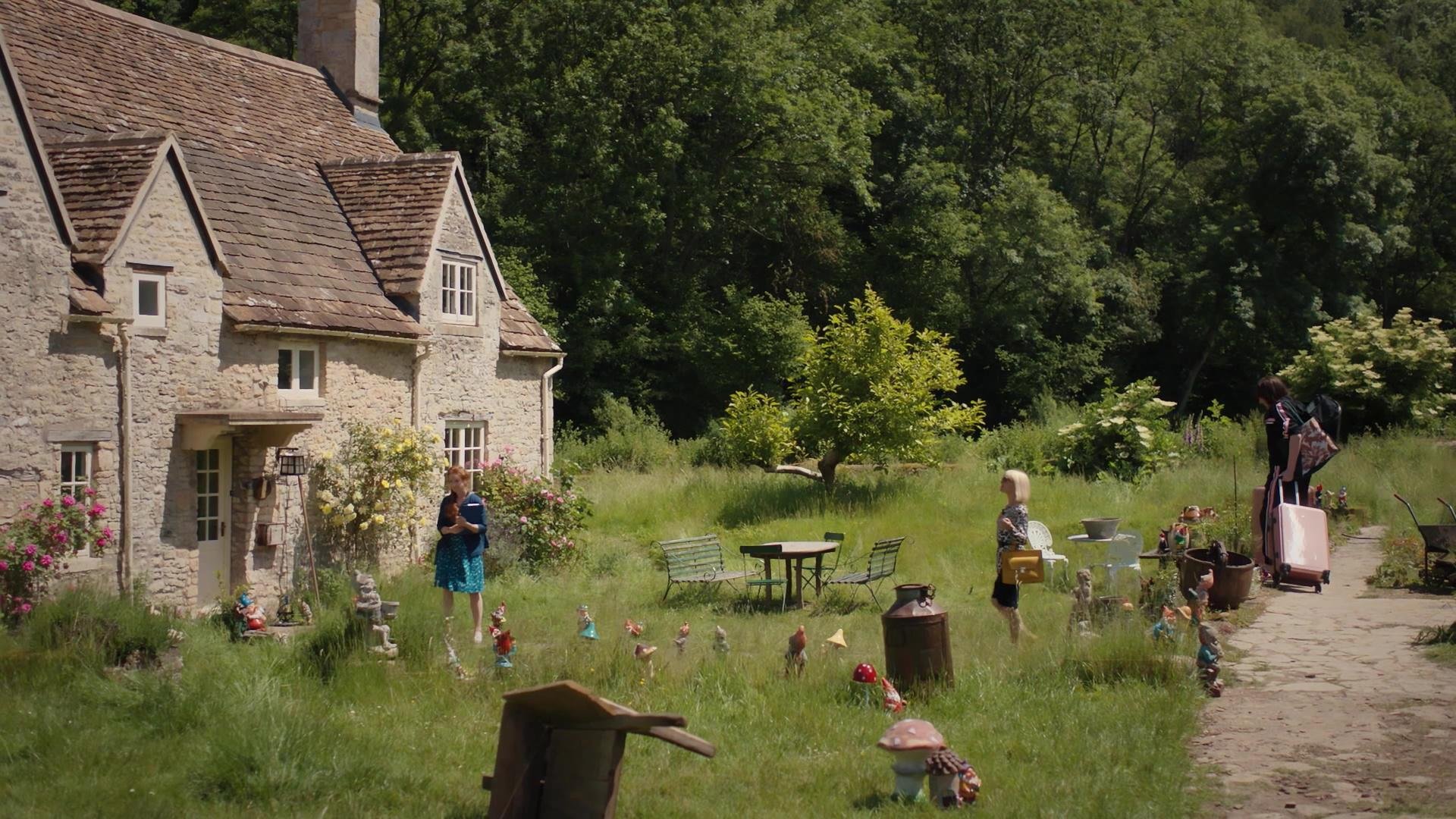 Agatha Raisin 2018  [S02E02] - Agatha Raisin and the Fairies of Fryfam