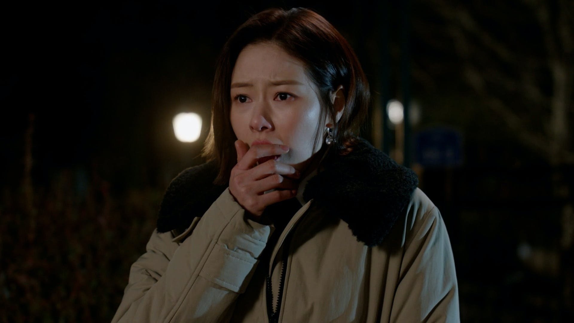 Young Lady and Gentleman 2021  [S01E29] - Anna Tries To Convince Soo Chul
