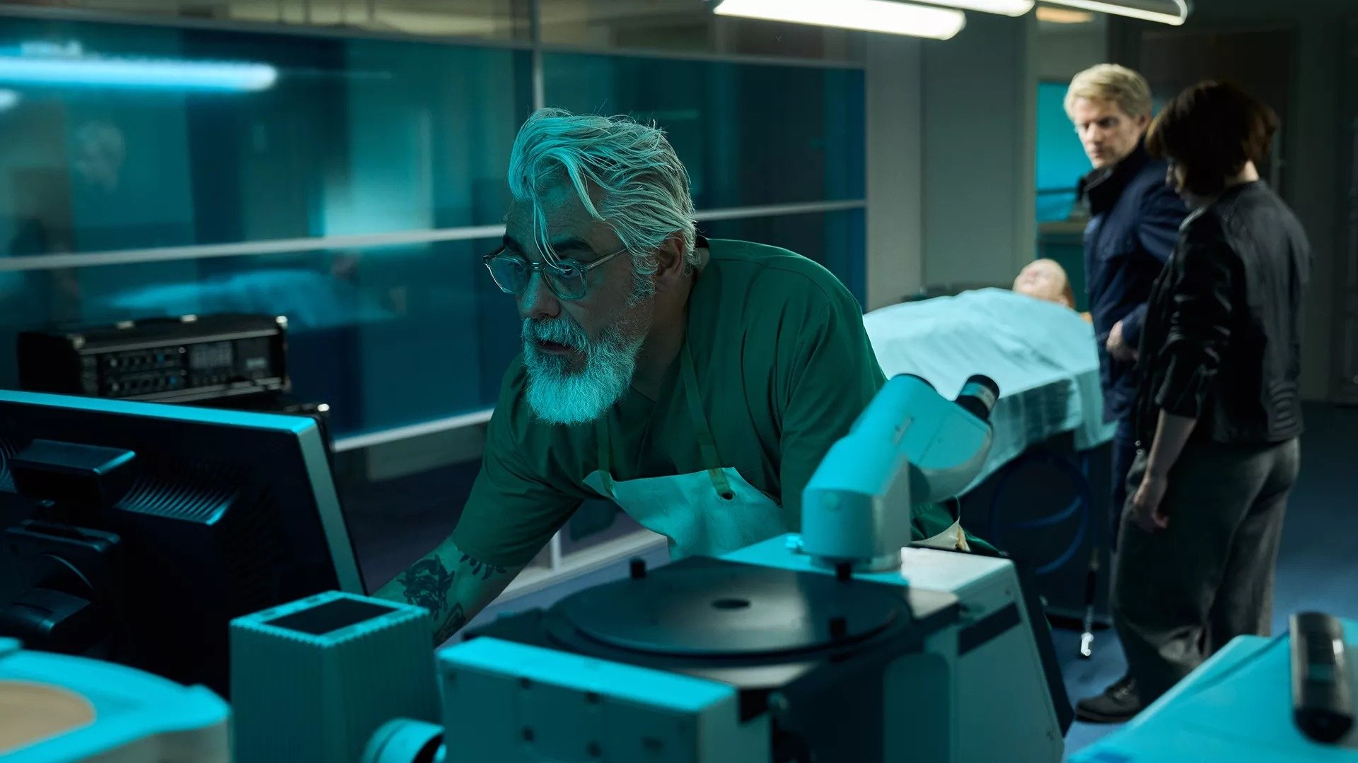 Van der Valk 2022  [S02E01] - Plague on Amsterdam