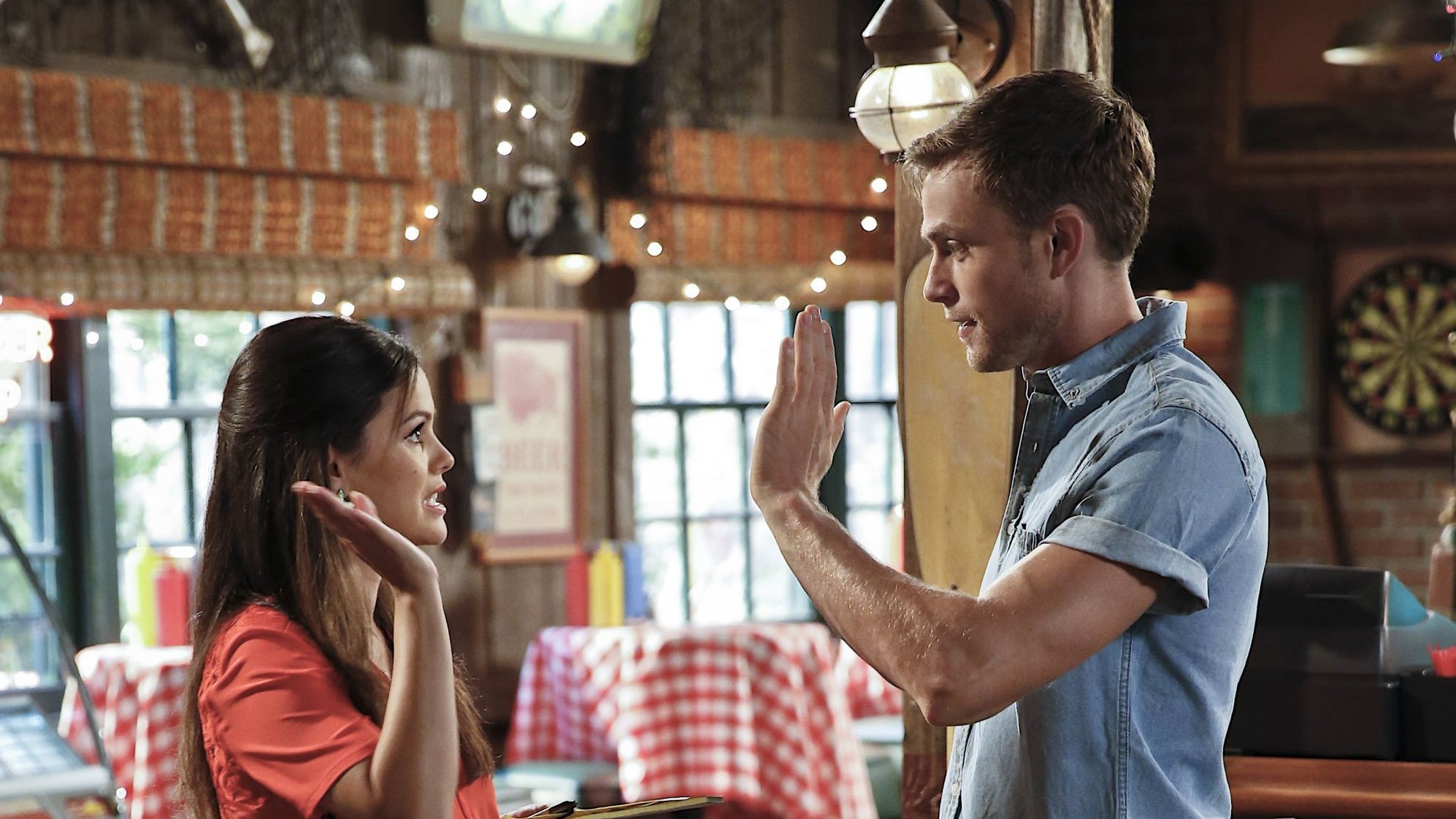 Hart of Dixie 2014  [S04E05] - Bar-Be-Q Burritos