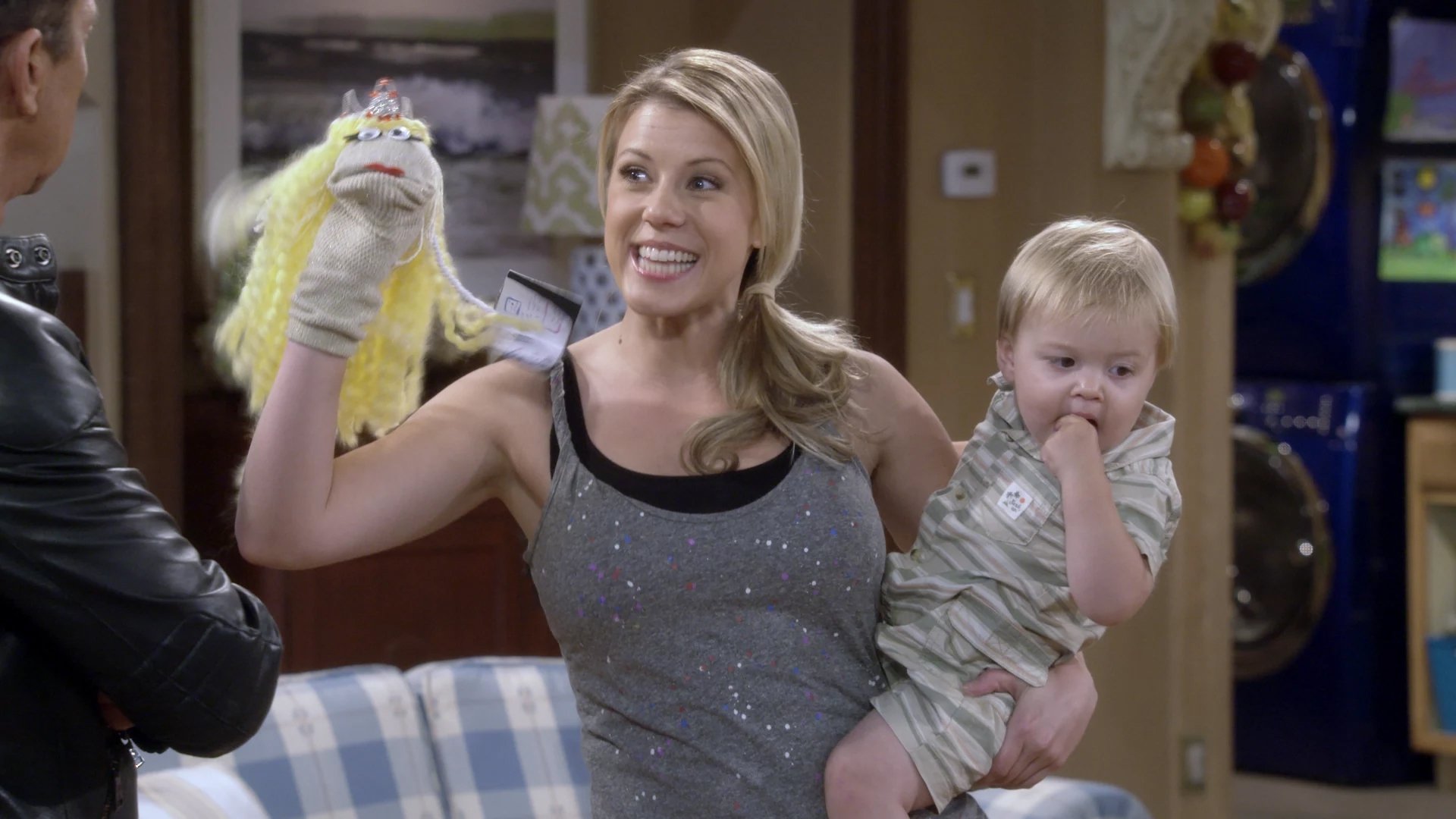 Fuller House 2016  [S02E05] - Doggy Daddy