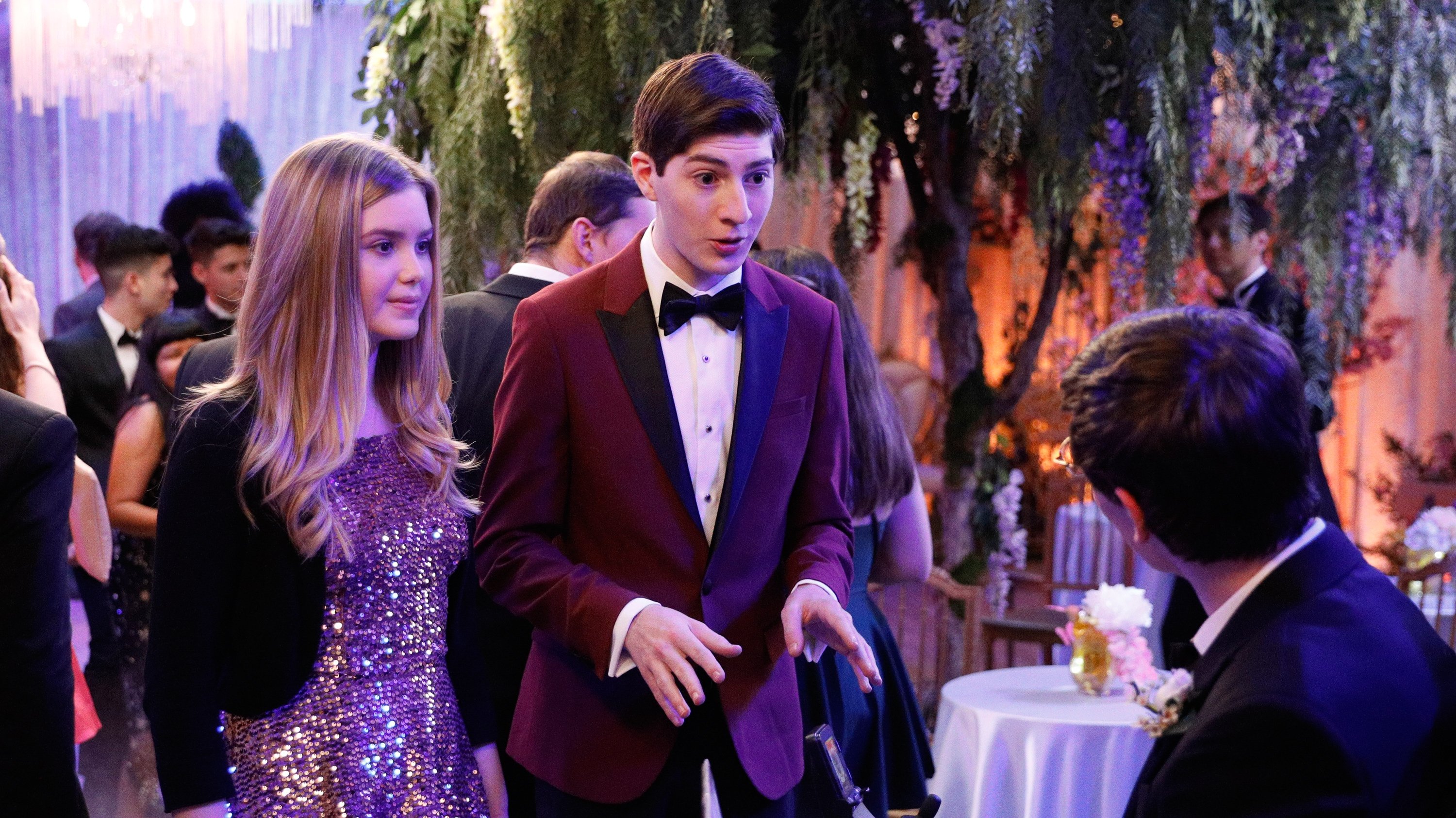 Speechless 2018  [S03E19] - P-R-O-M-P–PROMPOSAL