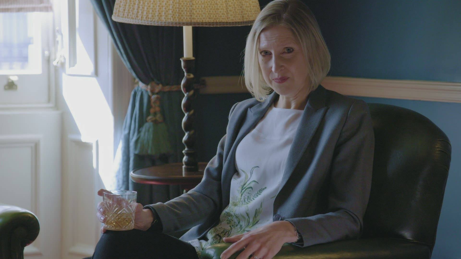 Private Lives 2019  [S01E02] - Edward VIII