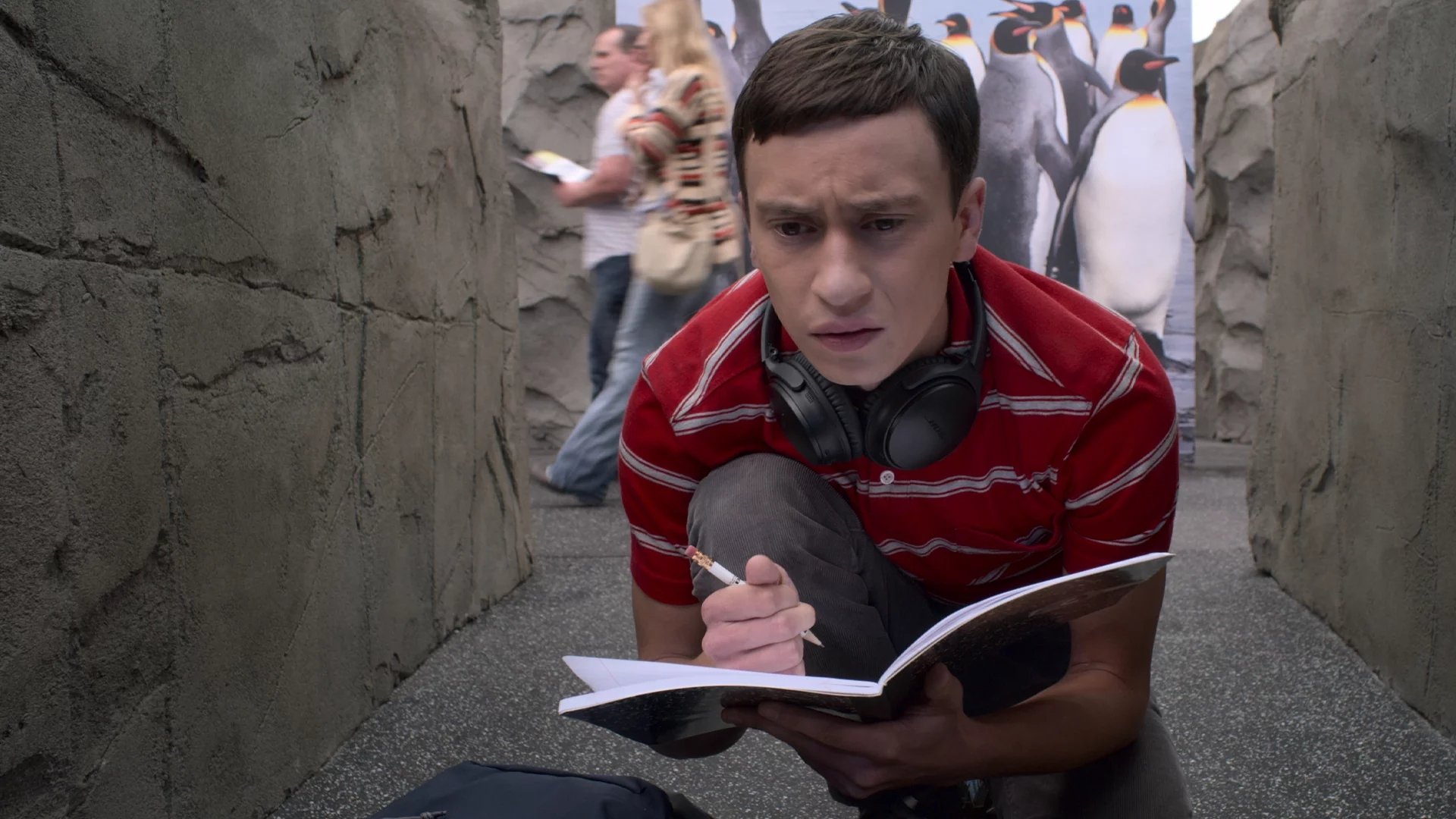 Atypical 2019  [S03E06] - The Essence of a Penguin