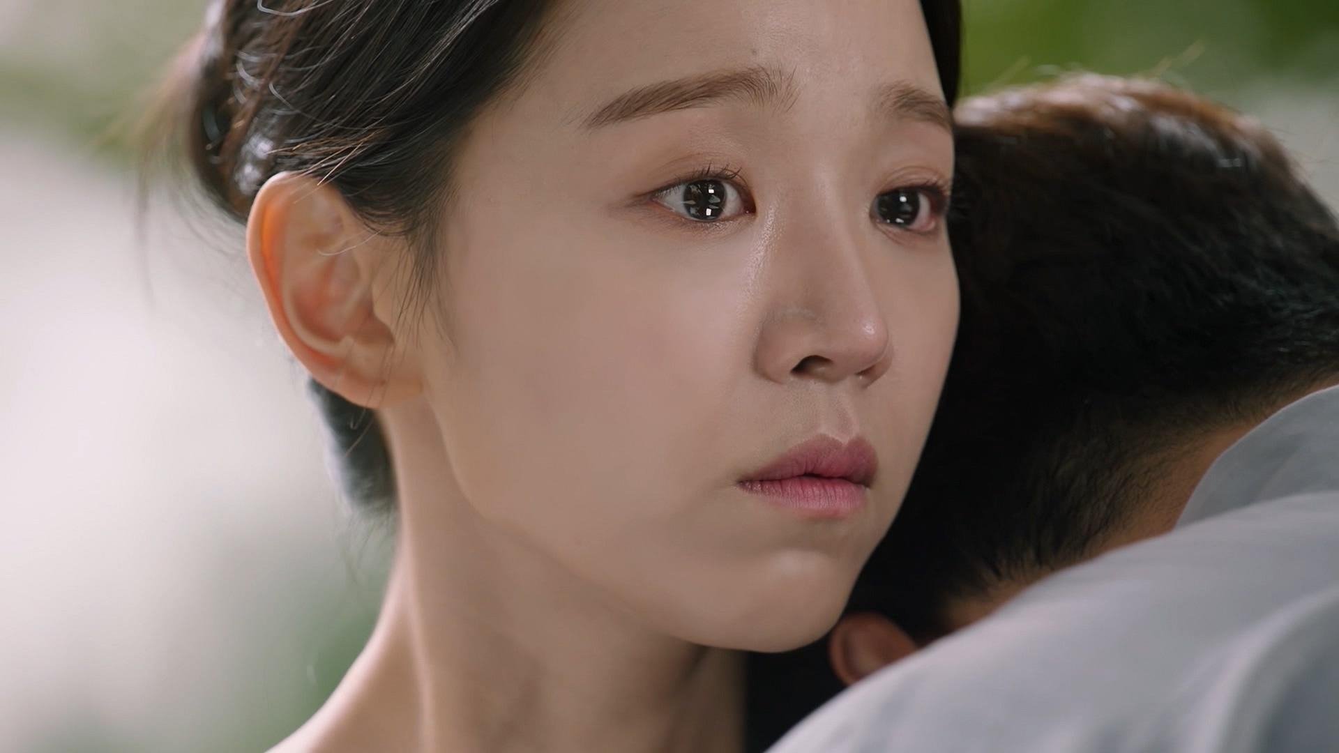 Still 17 2018  [S01E21] - You Are My Sanctuary