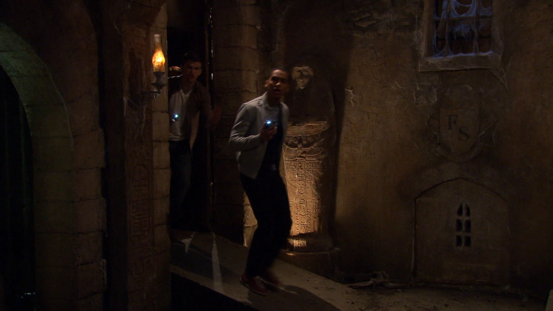 House of Anubis 2013  [S03E30] - House of Moonlighting