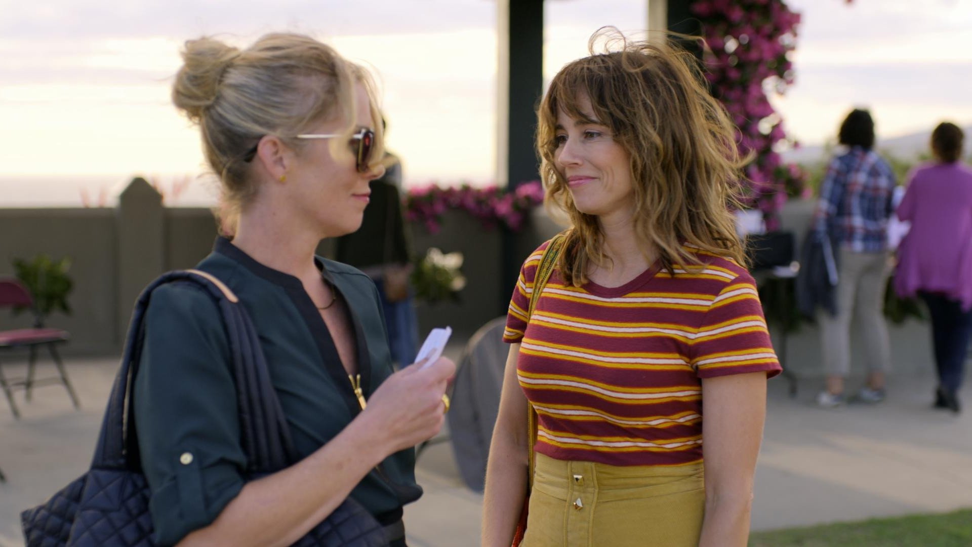Dead to Me 2019  [S01E01] - Pilot