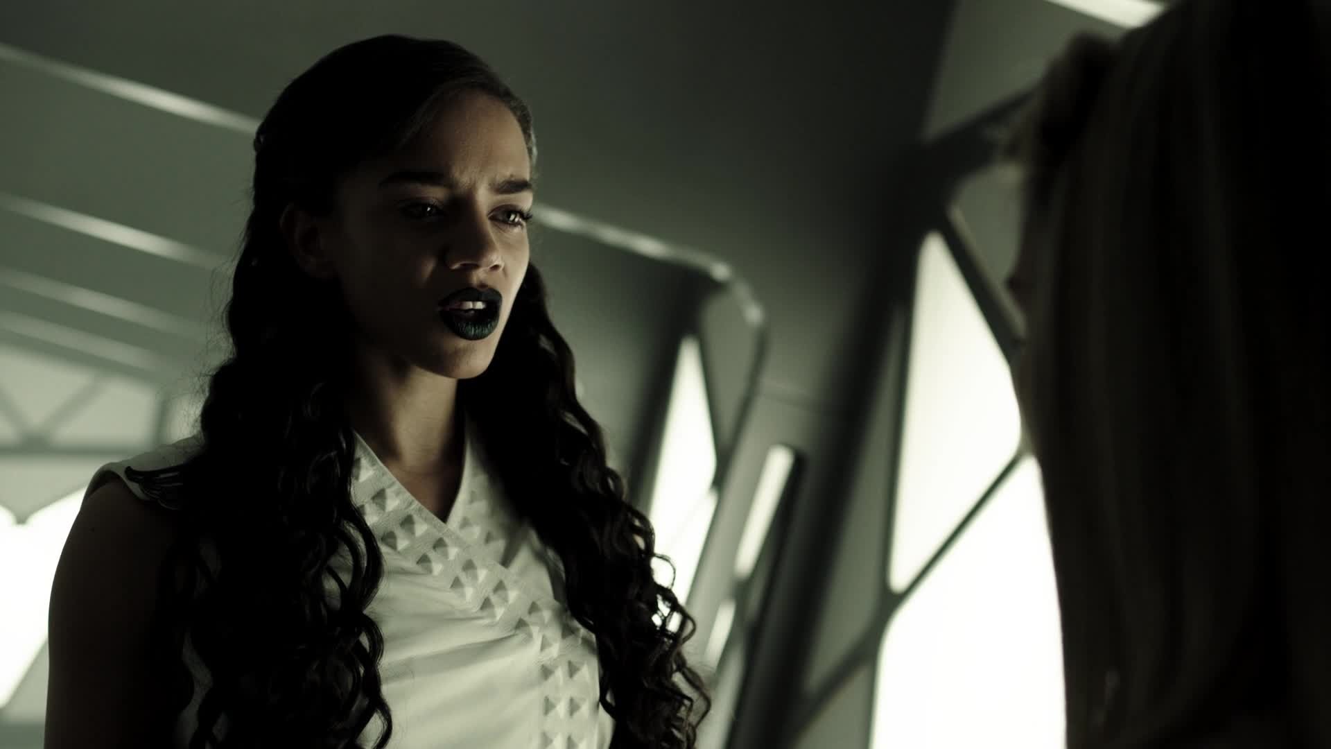 Killjoys 2017  [S03E08] - Heist, Heist, Baby