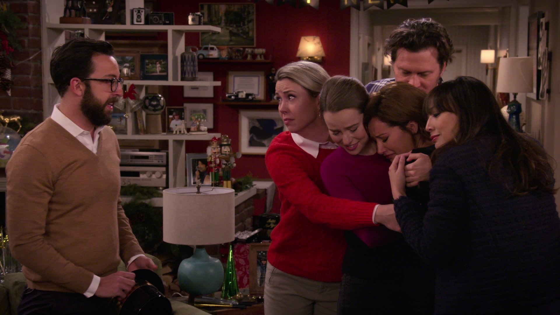 Merry Happy Whatever 2019  [S01E08] - Ring In The New Year