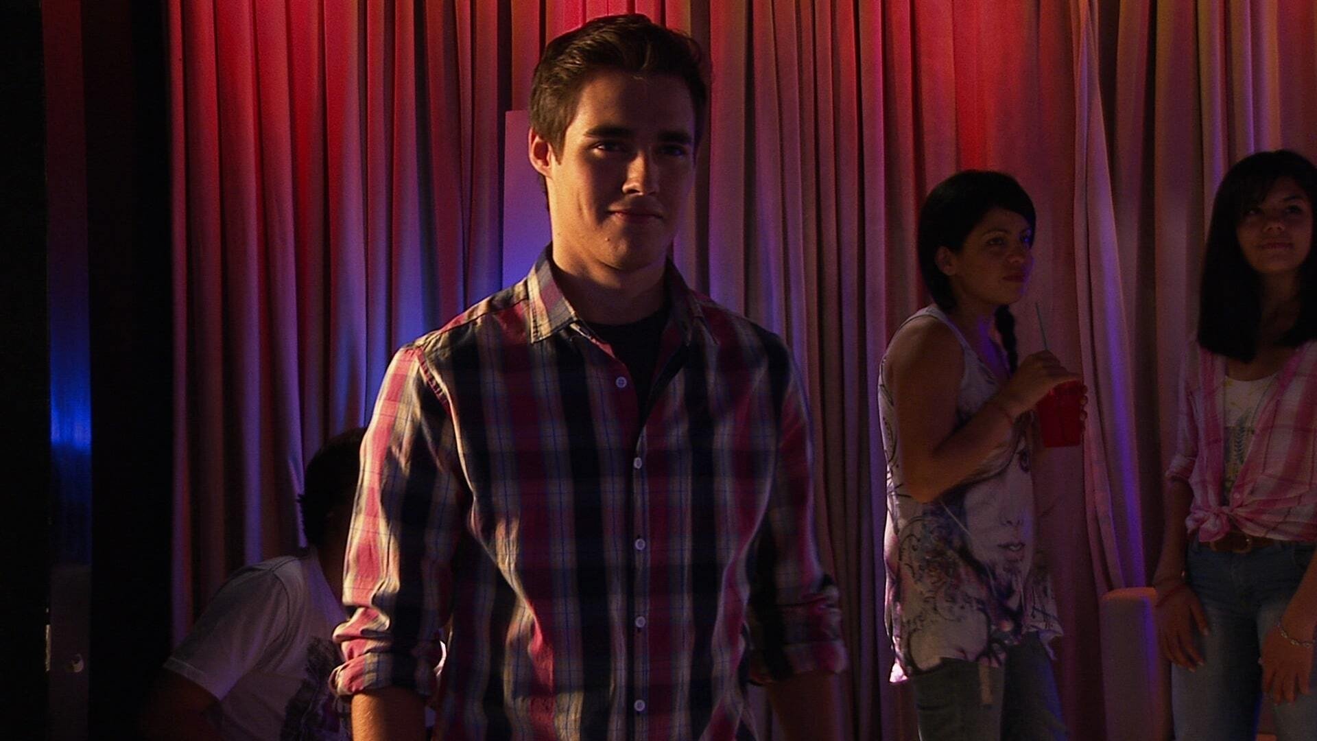 Violetta 2013  [S02E02] - A new love, a song