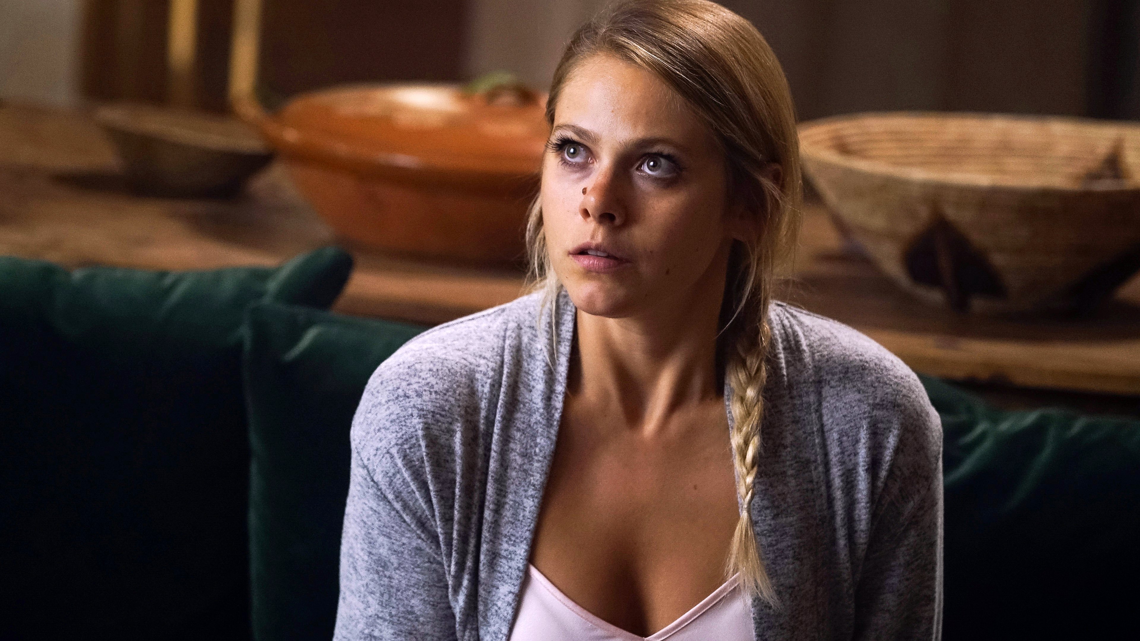 Roswell, New Mexico 2020  [S02E03] - Good Mother