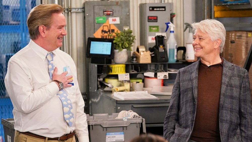 Superstore 2020  [S06E13] - Lowell Anderson