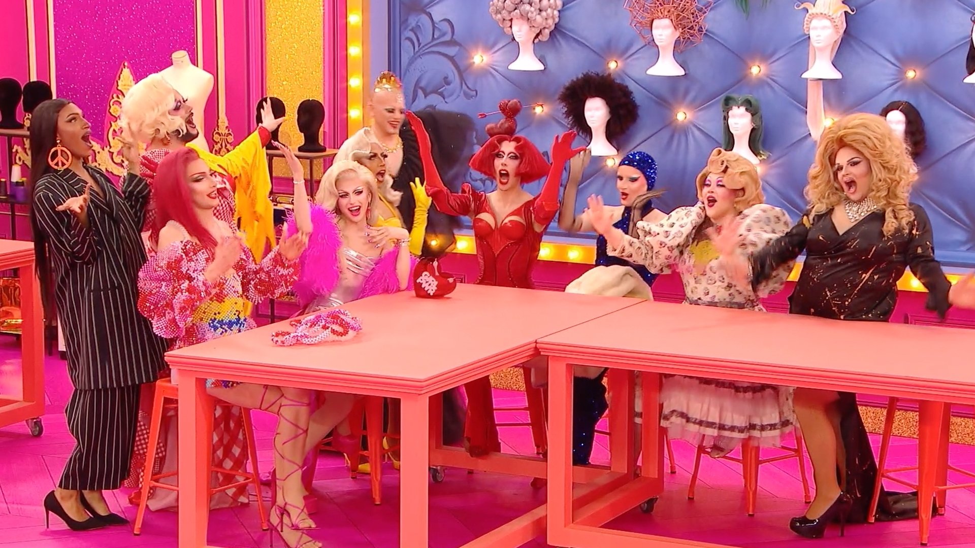 Drag Race France 2022  [S01E01] - Bonjour, Bonjour, Bonjour
