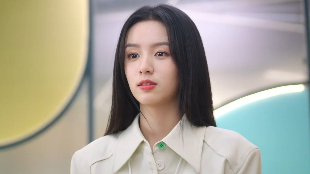 Everyone Loves Me 2024  [S01E09] - Episode 9