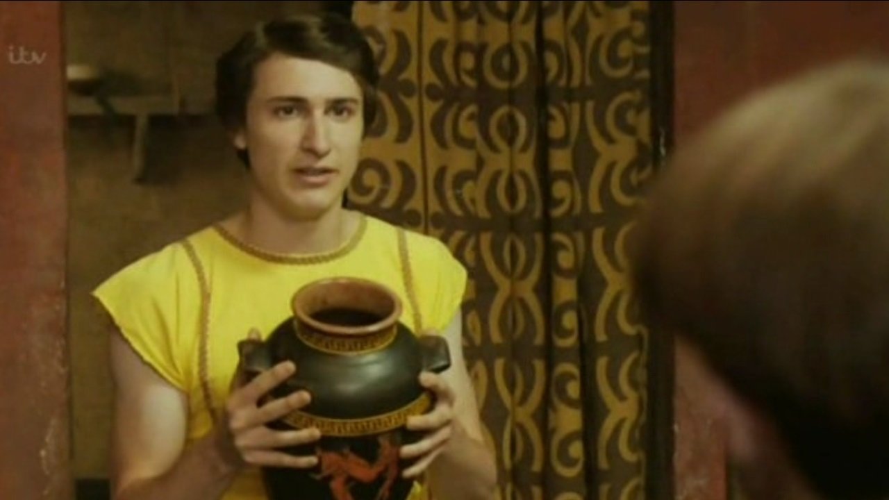 Plebs 2013  [S01E03] - The Erotic Vase