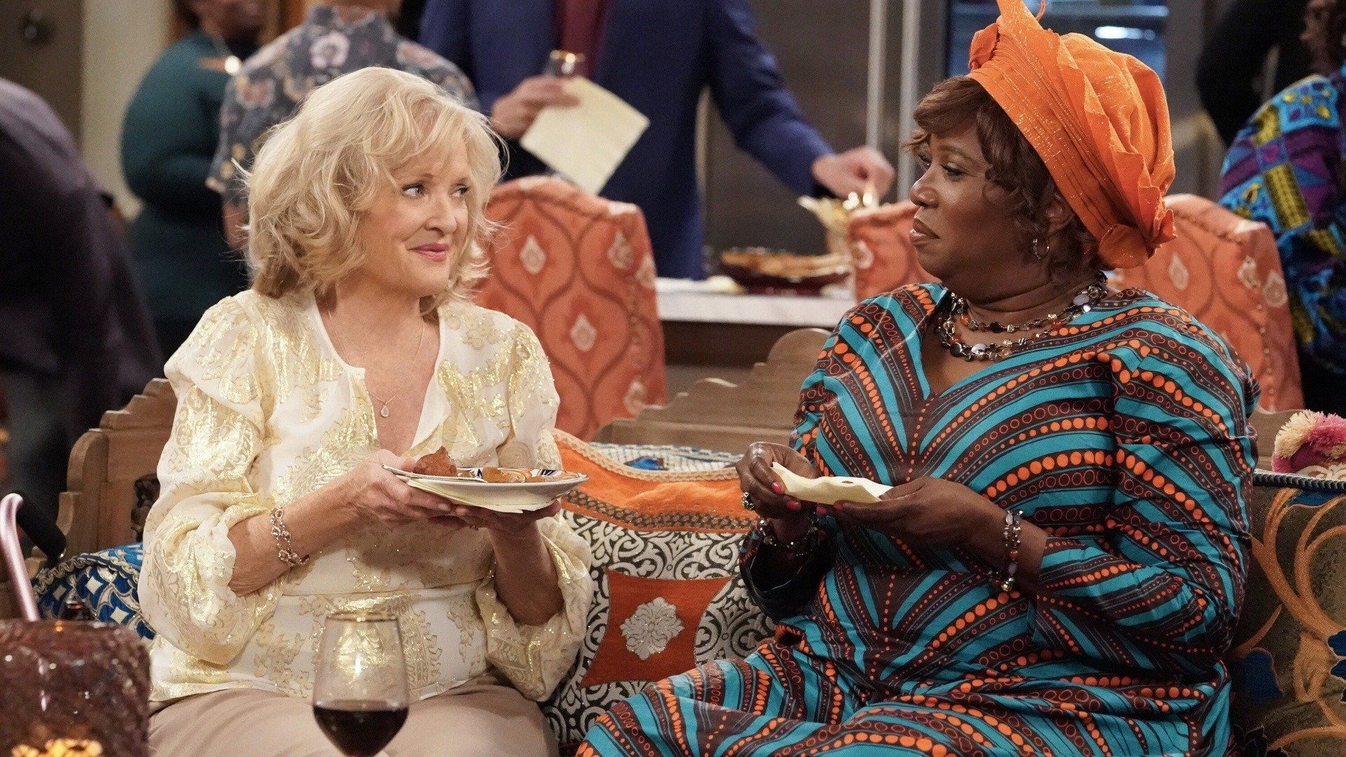 Bob Hearts Abishola 2022  [S04E08] - Estée Lauder and Goat Meat