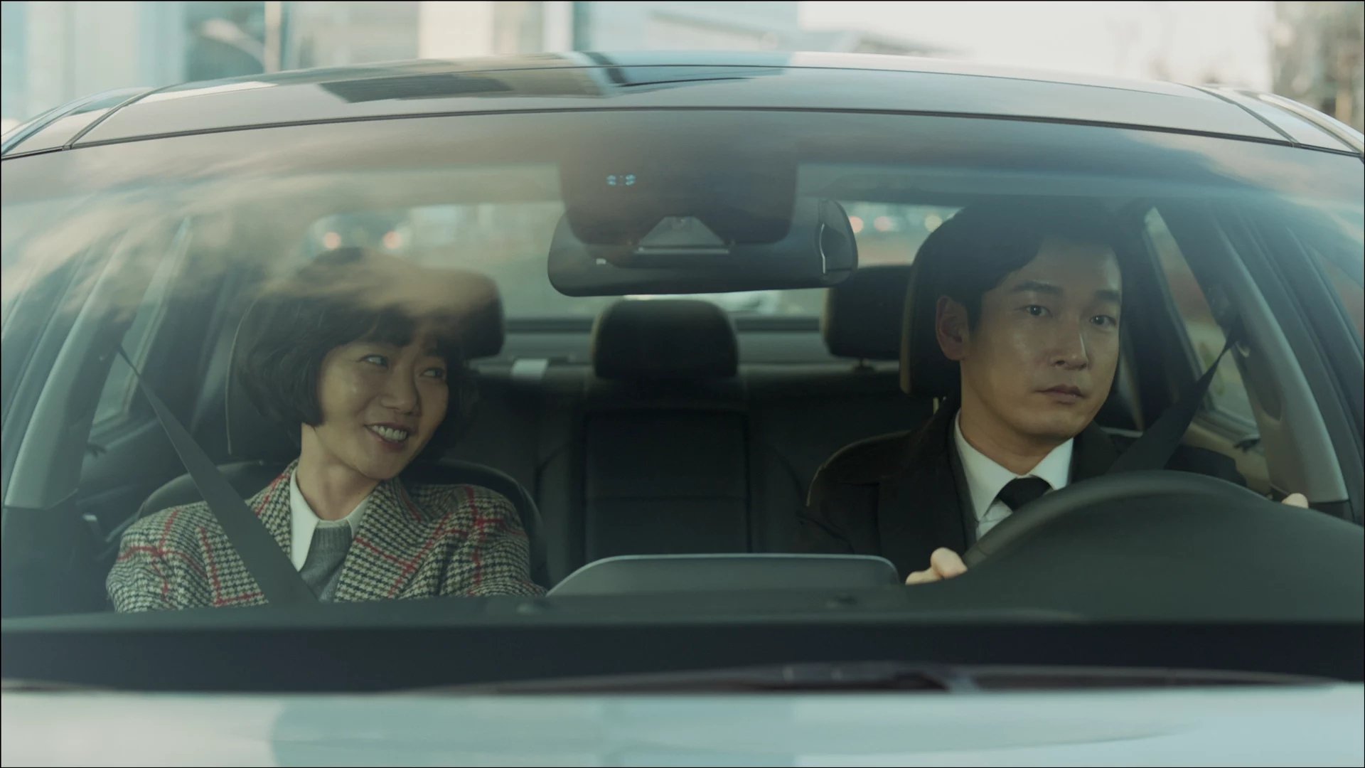 Stranger 2017  [S01E03] - A New Possible Suspect