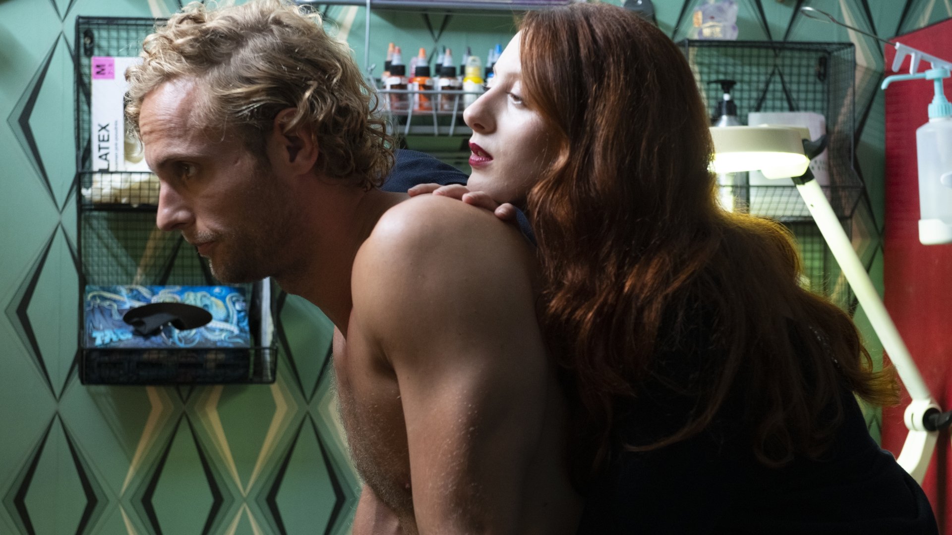Riviera 2019  [S02E08] - Episode 8