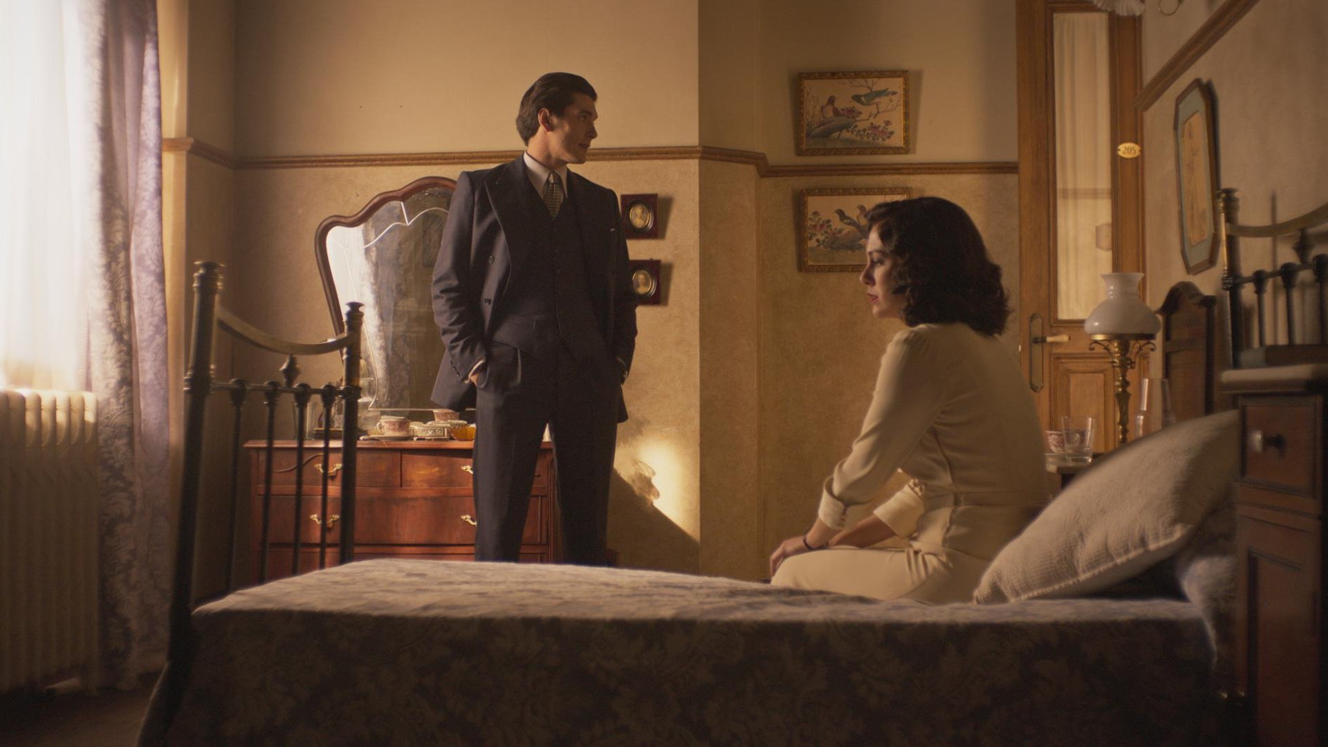 Cable Girls 2019  [S04E07] - Chapter 31: Happiness