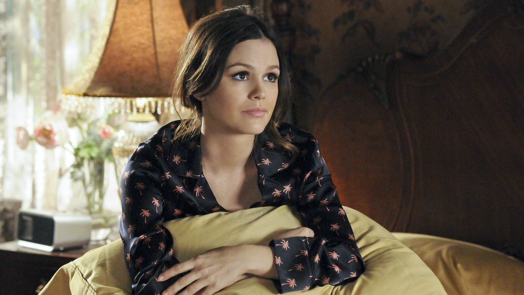 Hart of Dixie 2011  [S01E16] - Tributes & Triangles