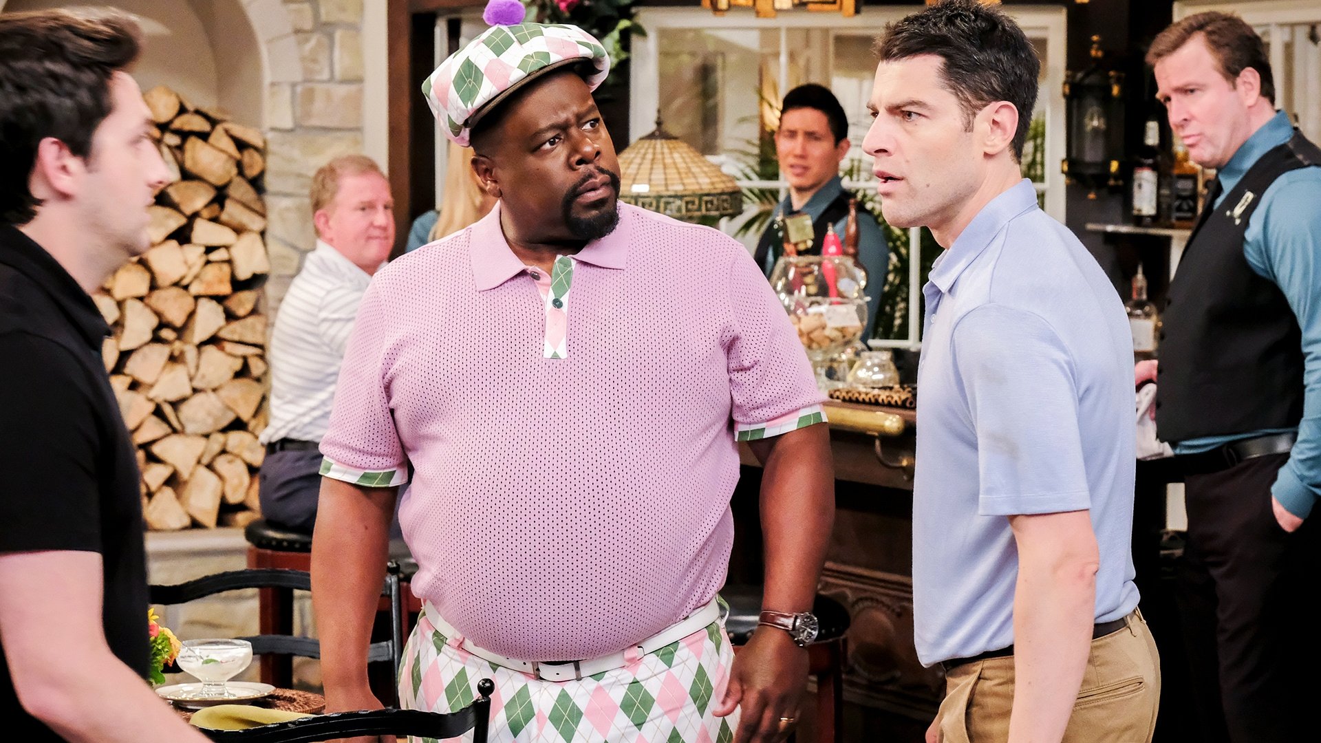The Neighborhood 2018  [S01E21] - Welcome to the Conversation
