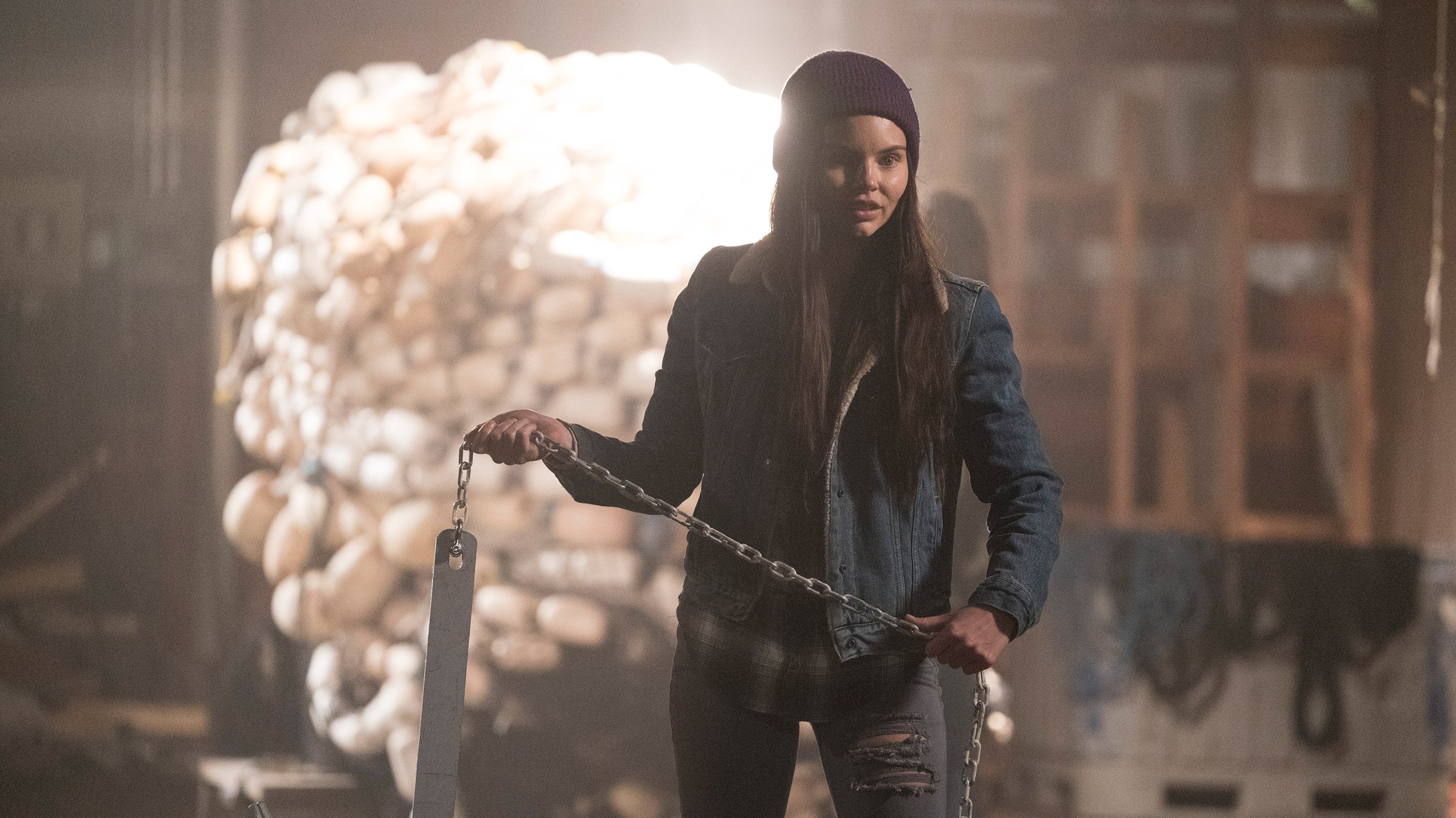 Siren 2018  [S01E09] - Street Fight