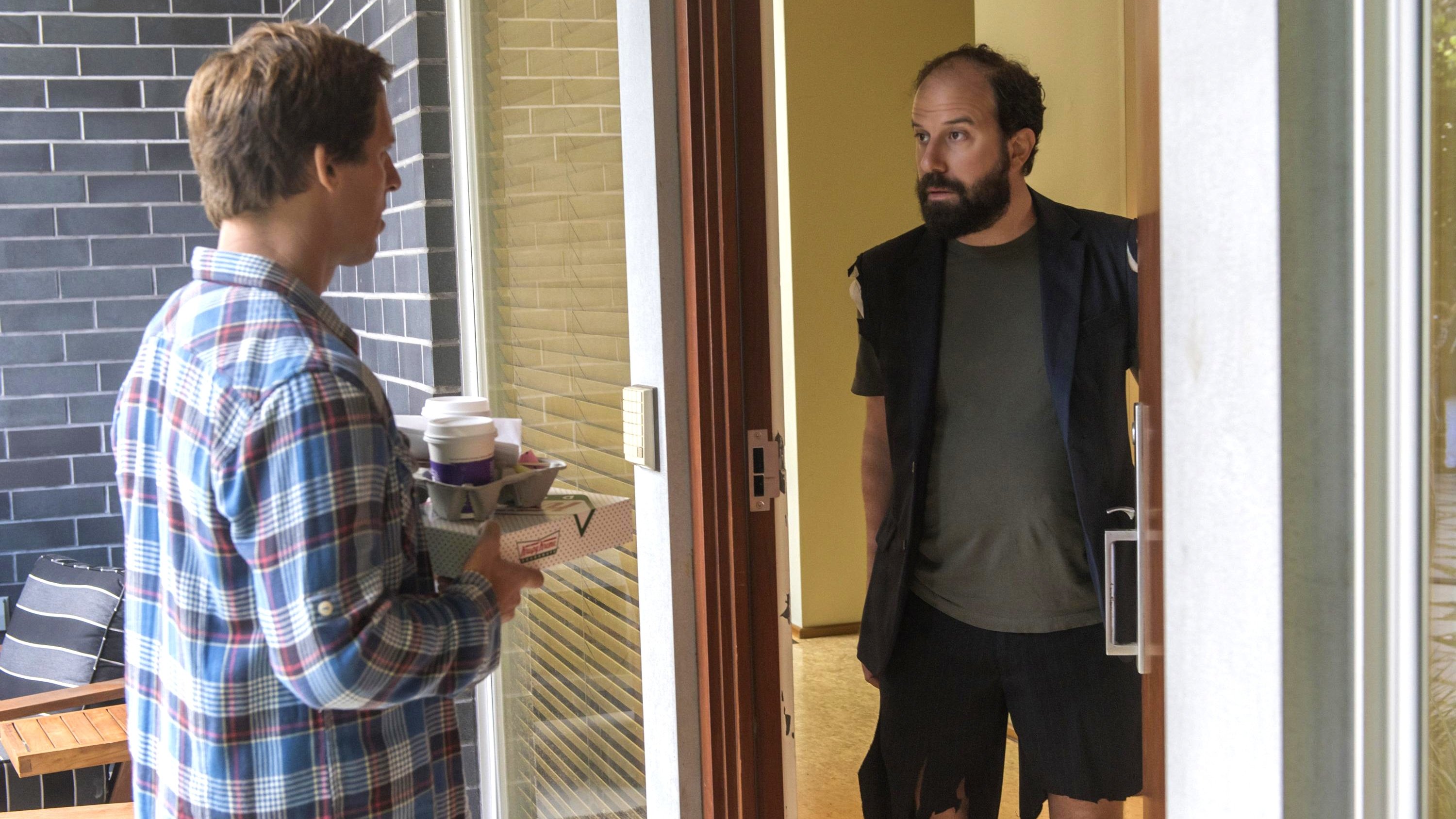 Married 2015  [S02E04] - Koreatown