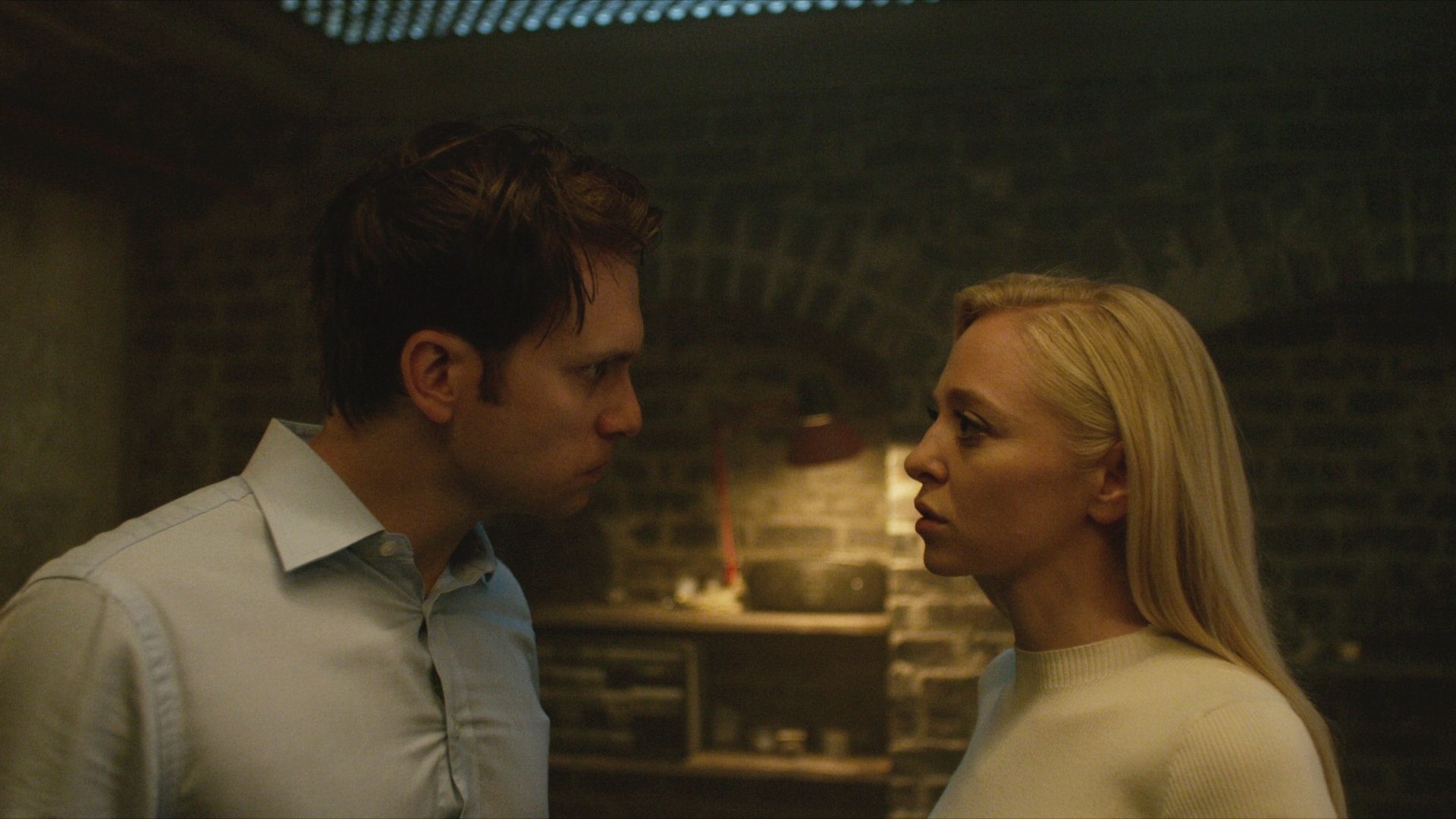 Mr. Robot 2017  [S03E04] - eps3.3_metadata.par2