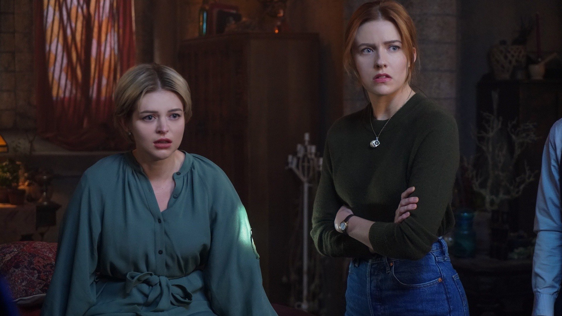 Nancy Drew 2021  [S03E08] - The Burning of the Sorrows