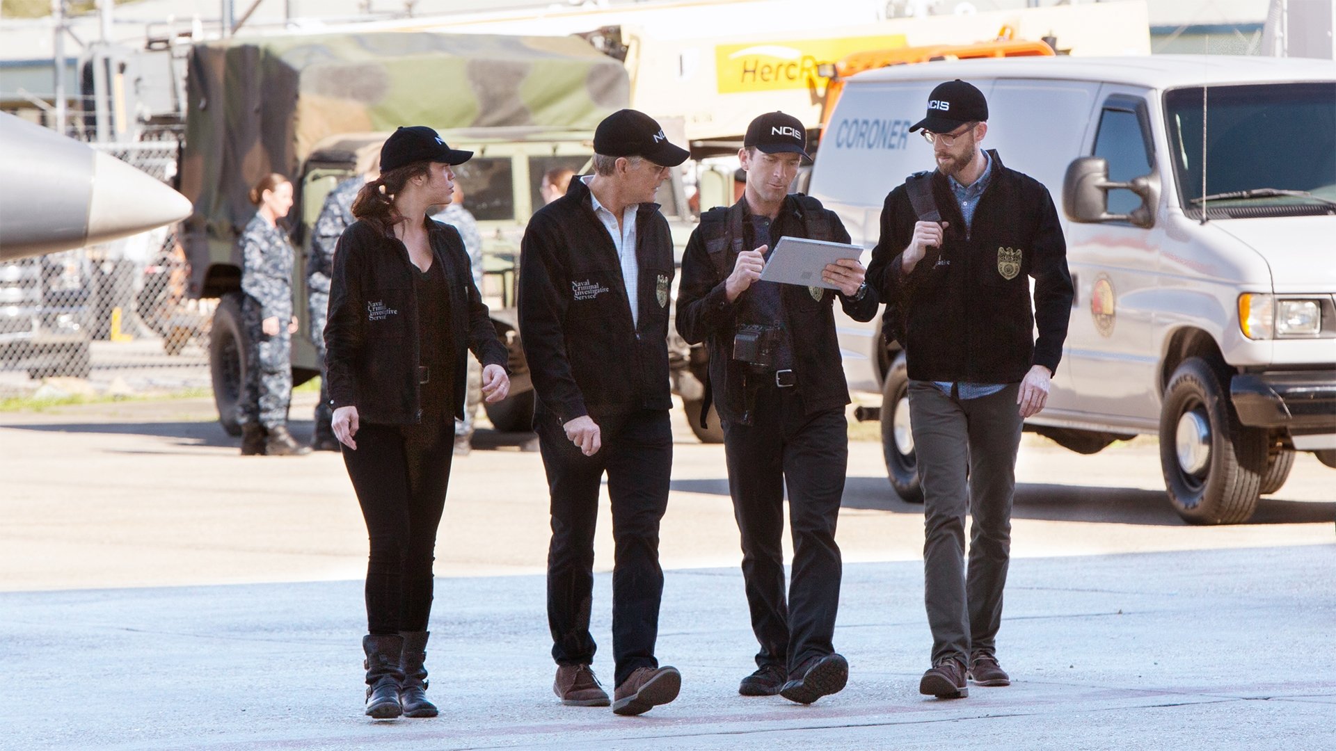 NCIS: New Orleans 2016  [S03E19] - Quid Pro Quo