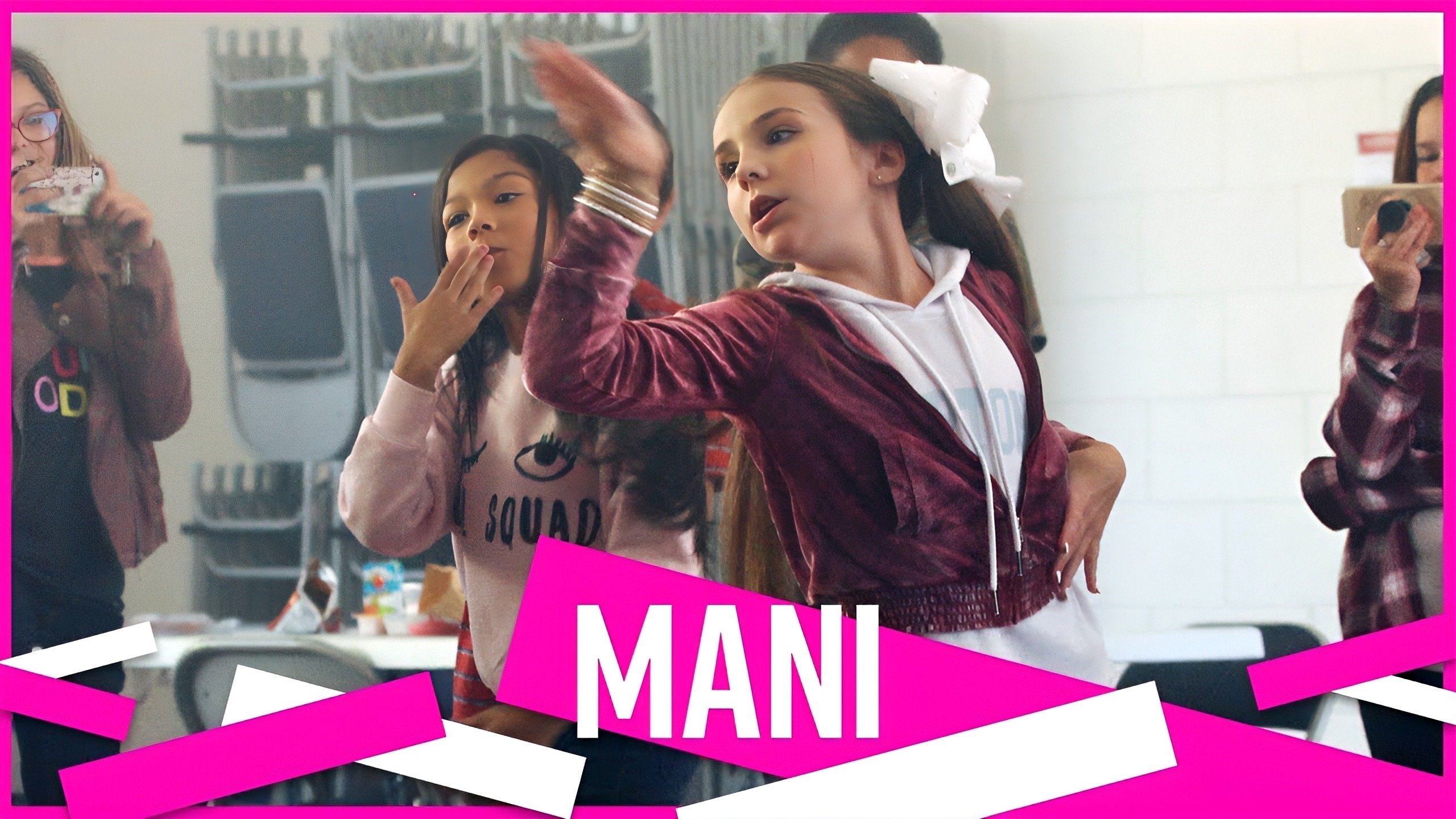 Mani 2017  [S01E09] - I'm the Captain Now