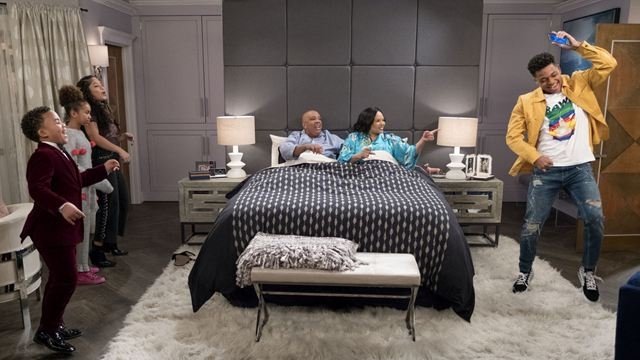 All About the Washingtons 2018  [S01E03] - They Call Me Too Nice