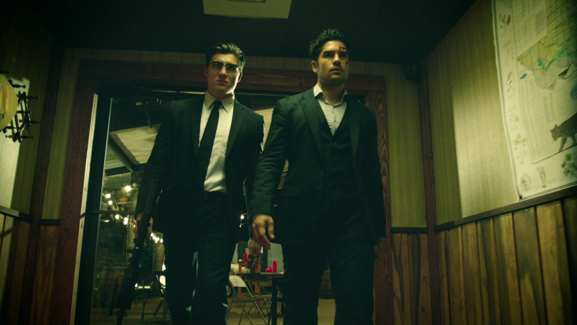 From Dusk Till Dawn: The Series 2015  [S02E10] - Santa Sangre
