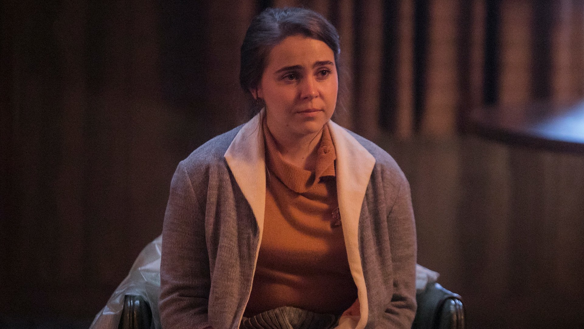 Room 104 2017  [S01E08] - Phoenix