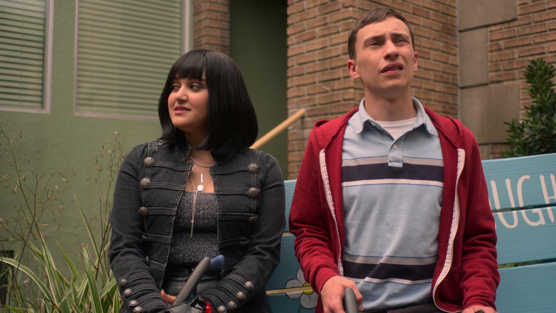 Atypical 2018  [S02E07] - The Smudging