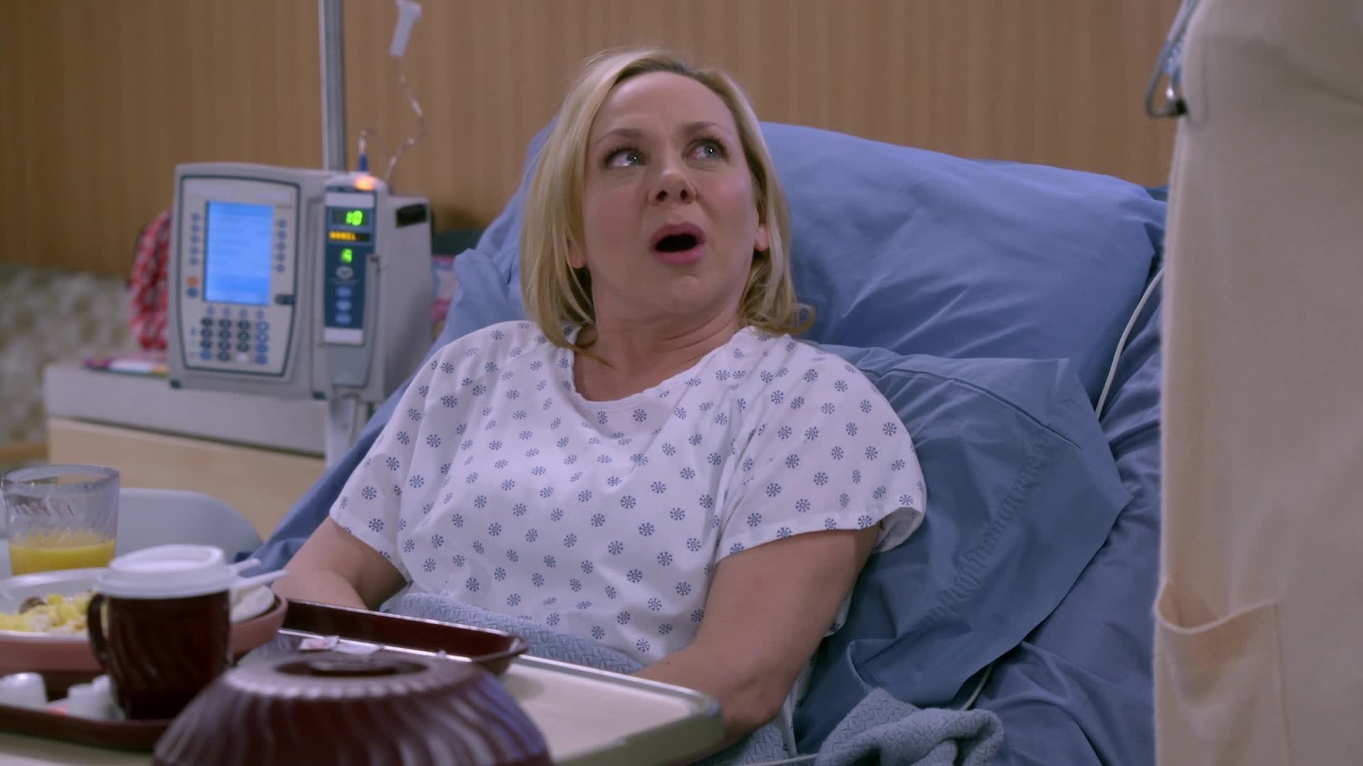 Bob Hearts Abishola 2019  [S01E18] - Sock Wife