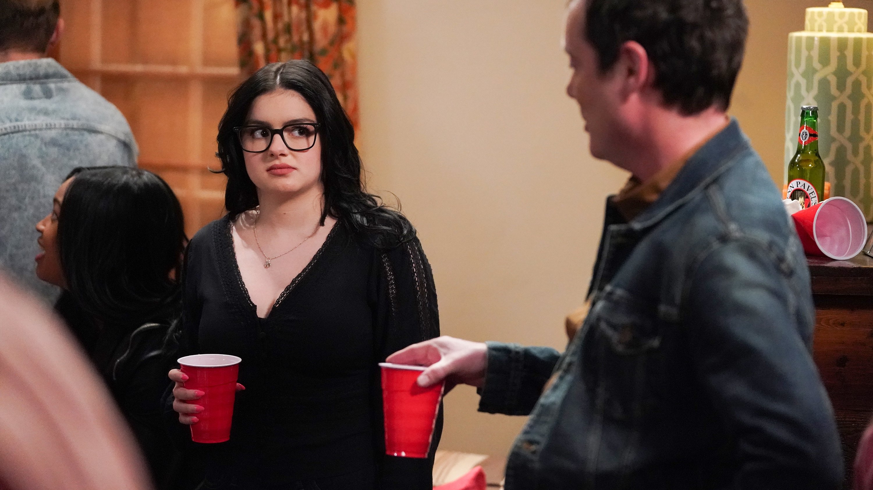 Modern Family 2019  [S11E16] - I'm Going to Miss This