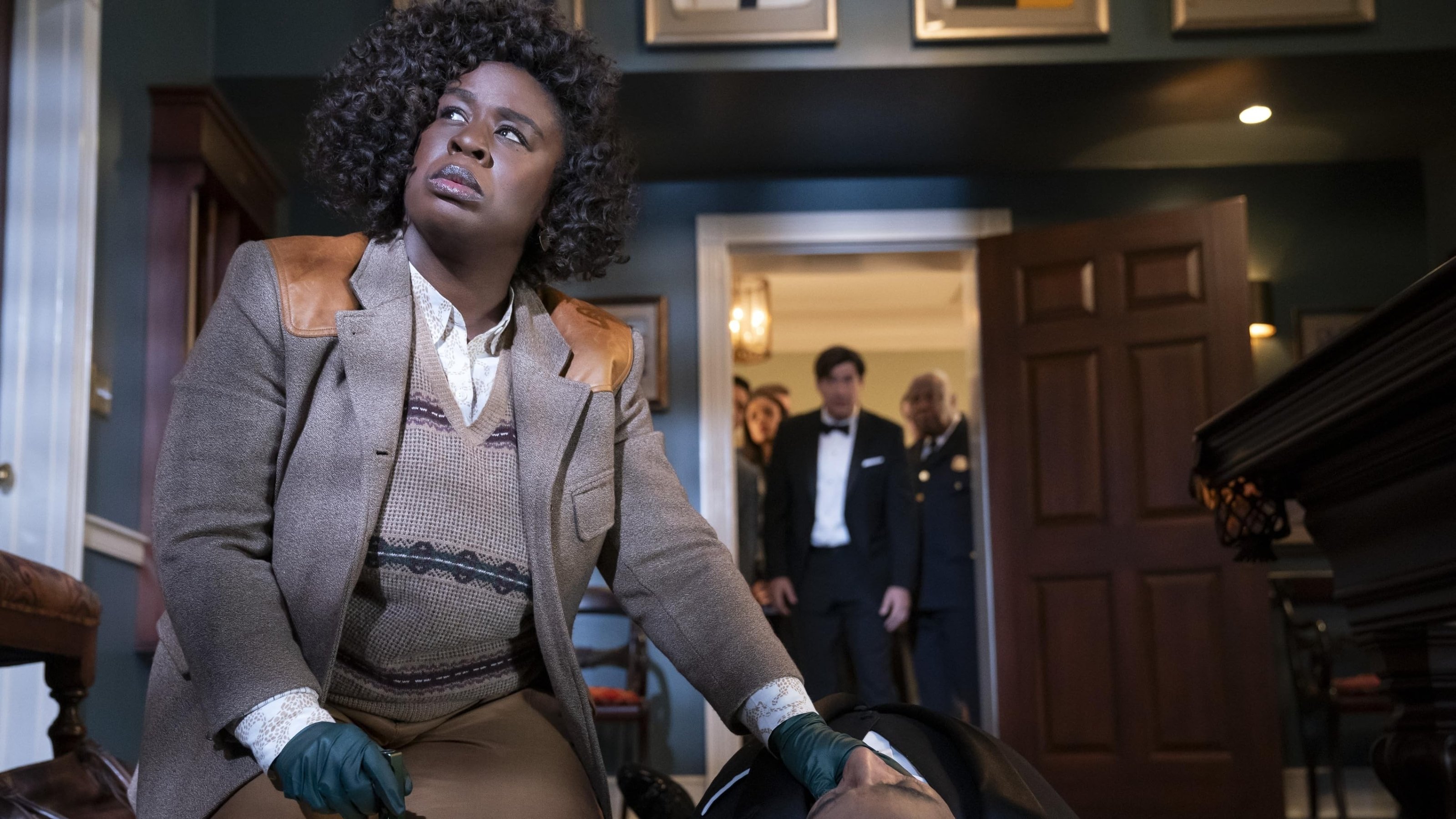 The Residence 2025  [S01E01] - The Fall of the House of Usher