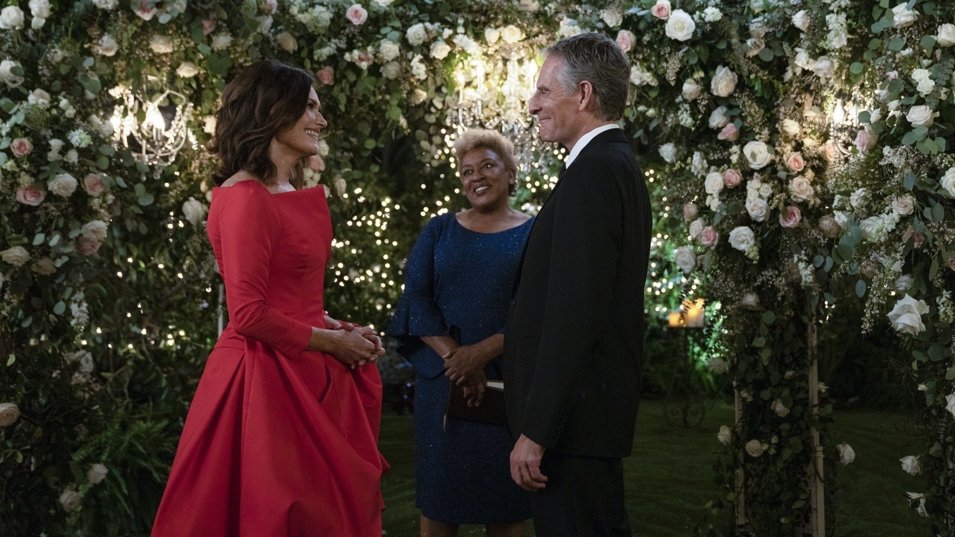 NCIS: New Orleans 2020  [S07E16] - Laissez les Bon Temps Rouler (2)