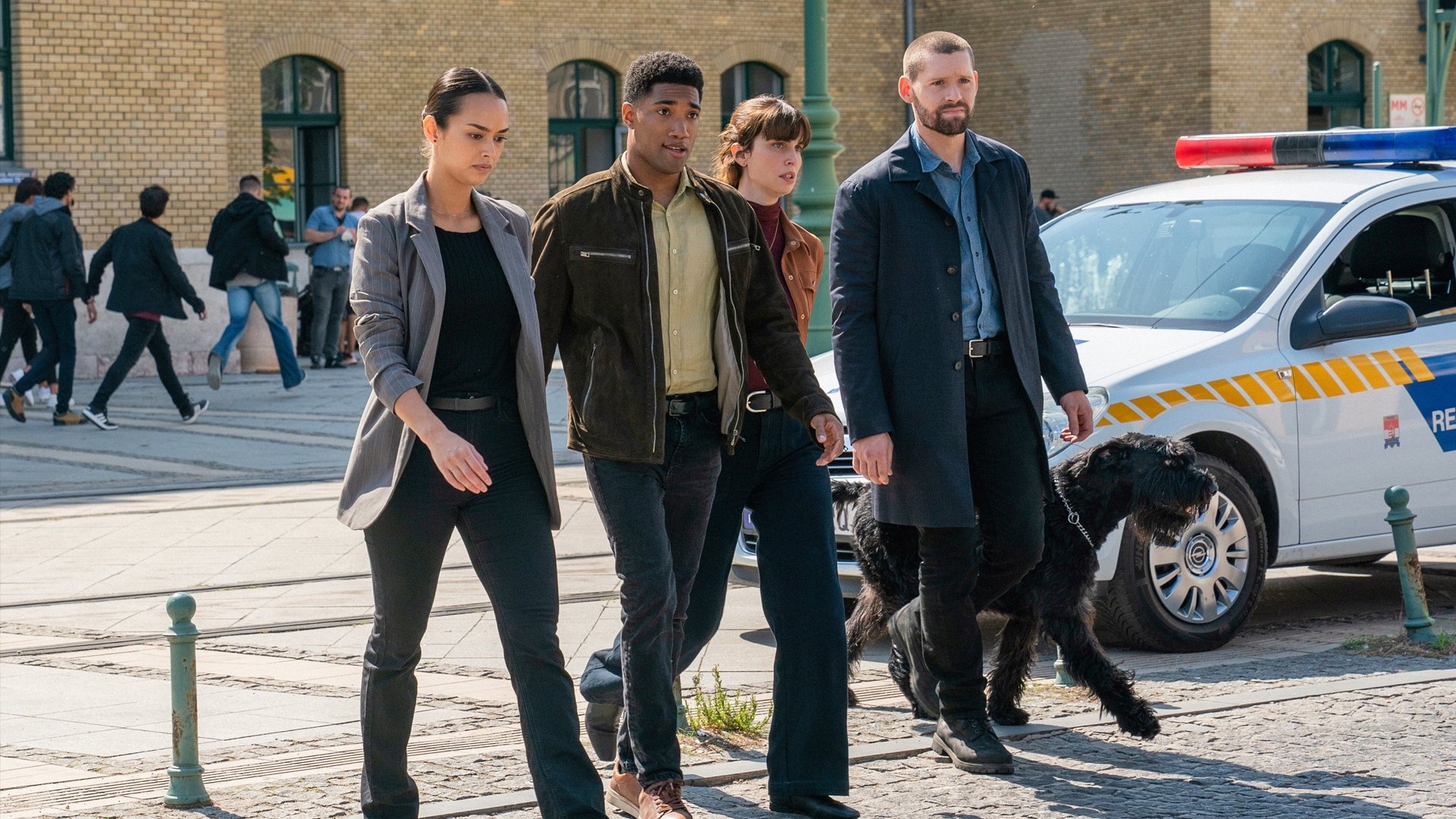 FBI: International 2021  [S01E01] - Pilot (III)